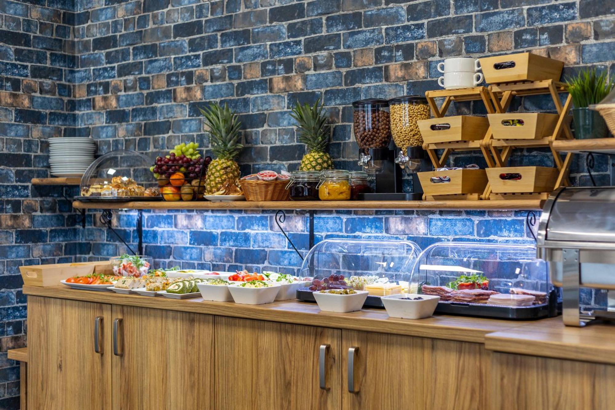 Hotel A4 Wroclaw - Bielany Bielany Wrocławskie 外观 照片